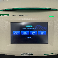 Bio-Rad T100 Thermal Cycler image 0
